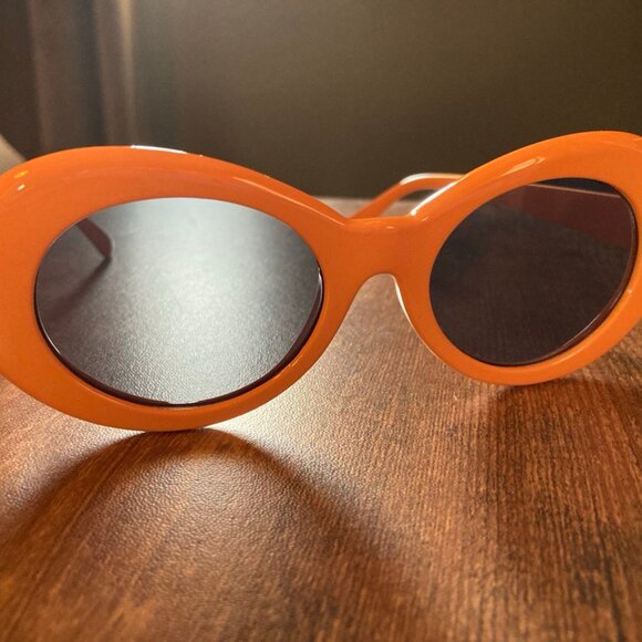 NWOT Unbranded Women's Rounded Oval Orange Cat Eye Kurt Cobain Style Sunglasses - Picture 3 of 6